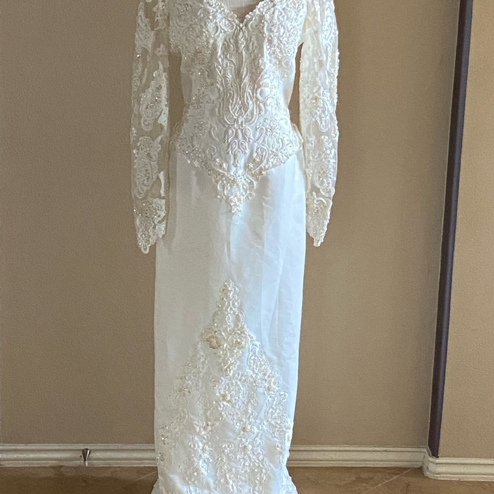 Wedding dress